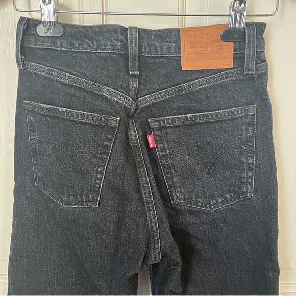 Levi’s Ribcage Straight Ankle 24 Black Sprout Minimalist Grunge Goth Denim - Picture 7 of 9